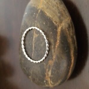 Elegant Silver Twisted Ring